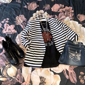 💋$10 size s Striped blazer blue and white